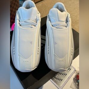 adidas Originals White & Gray Crazy Mad Iiinfinity Sneakers